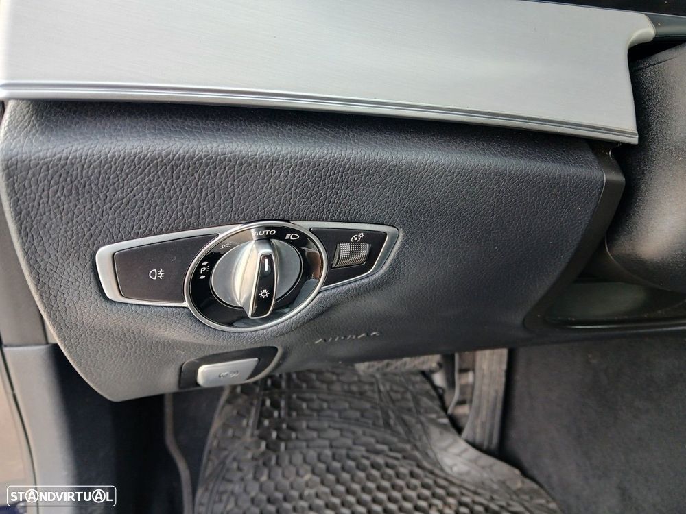 Mercedes-Benz E 300 de Avantgarde - 26
