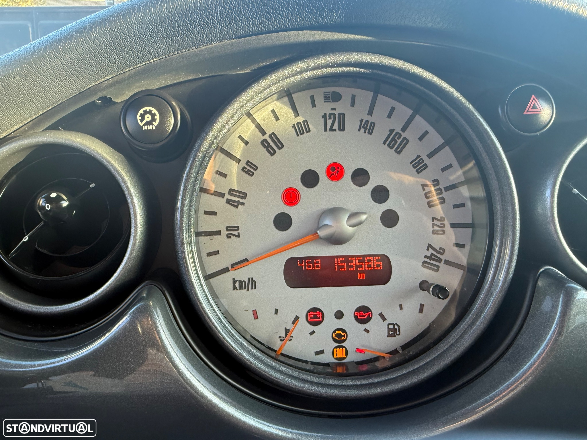 MINI 3 Portas One 1.6 - 10