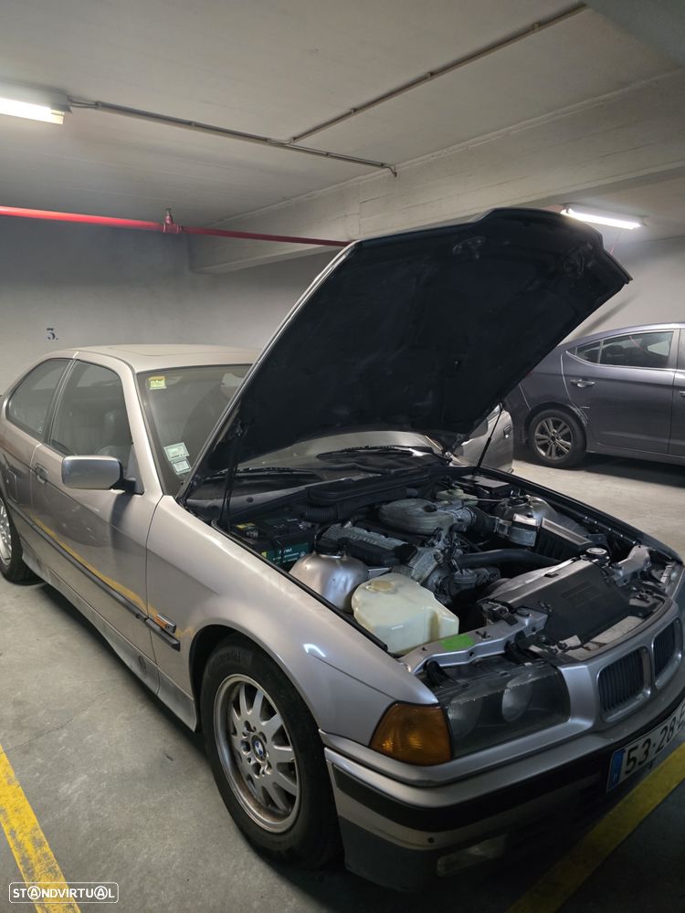 BMW 316 i Compact - 4