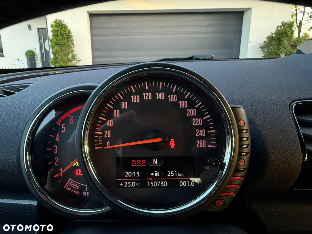 MINI Clubman Cooper D - 21