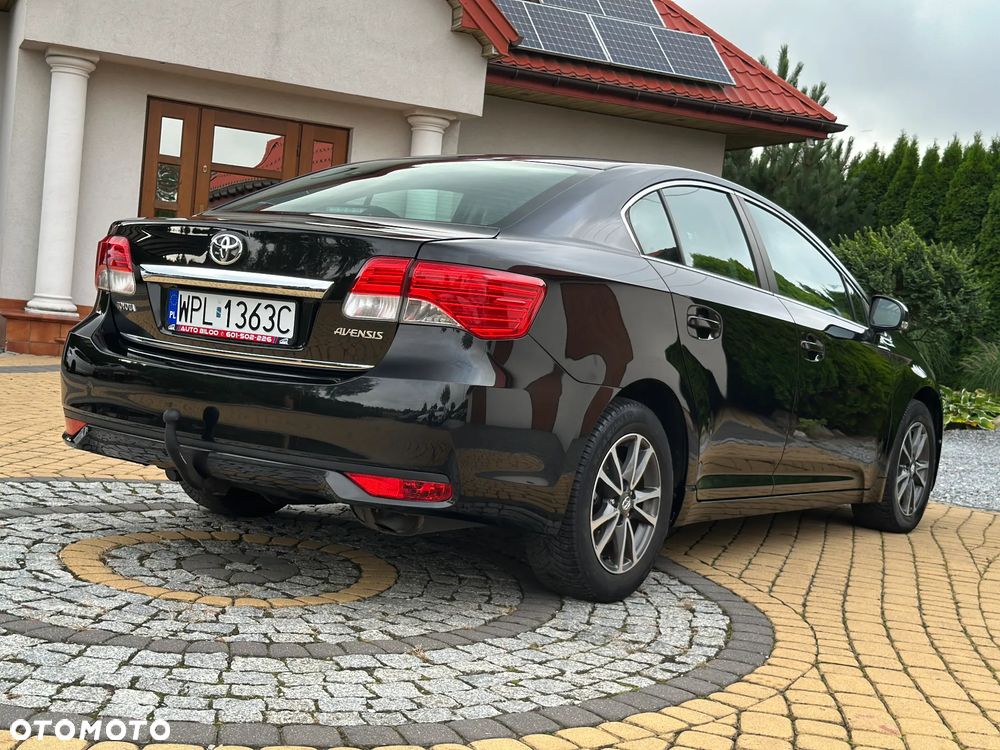 Toyota Avensis - 29