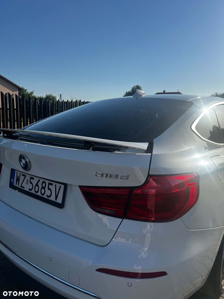 BMW Seria 3 318d Luxury Line - 6