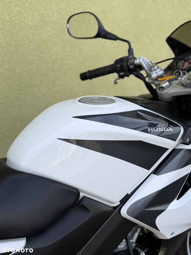 Honda CBR - 17