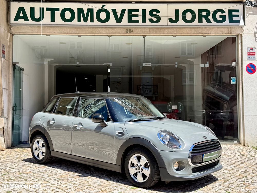 MINI 5 Portas Cooper D - 1