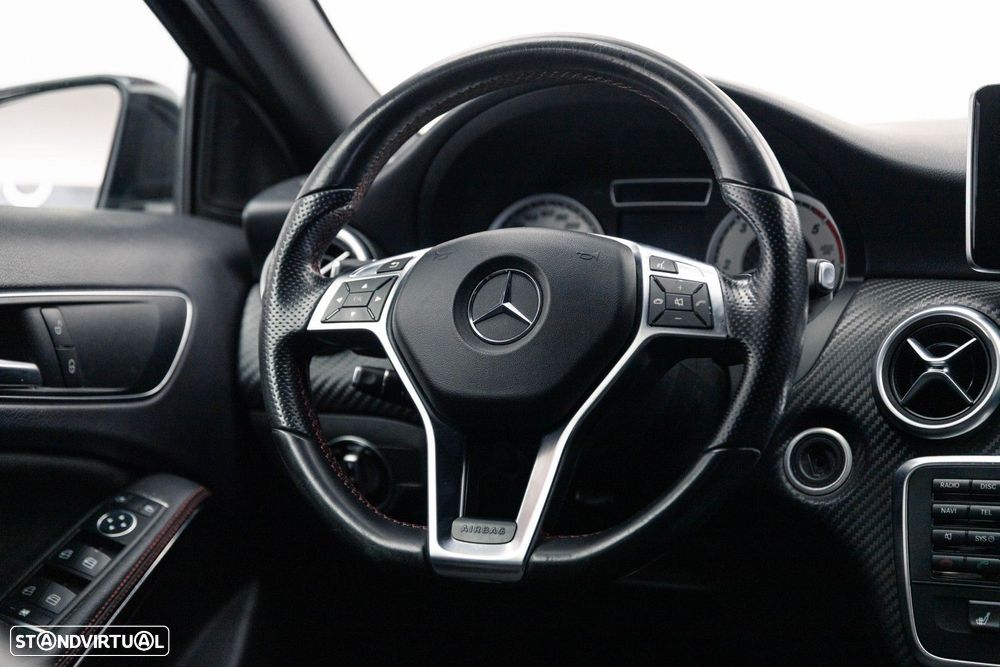 Mercedes-Benz A 220 CDI BE AMG Line Aut. - 24