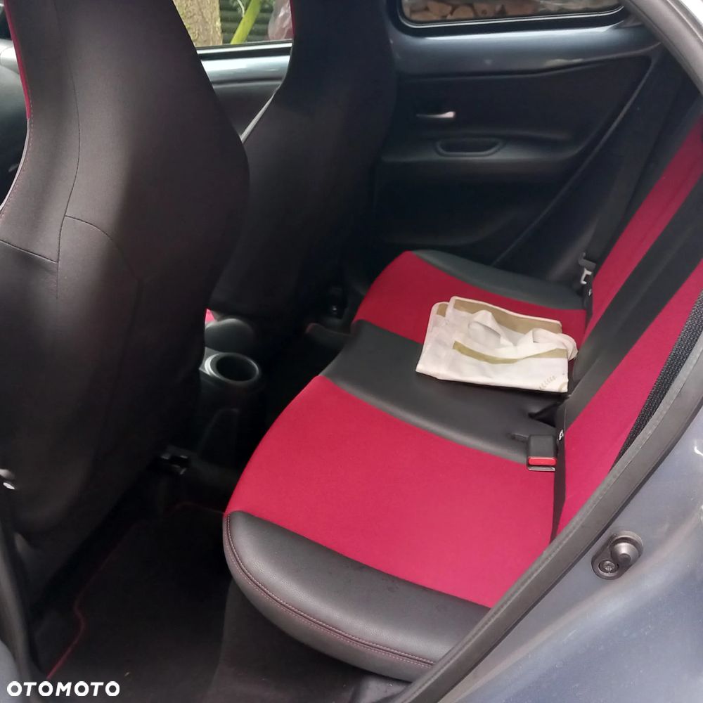 Toyota Aygo X 1.0 VVT-i Undercover - 15