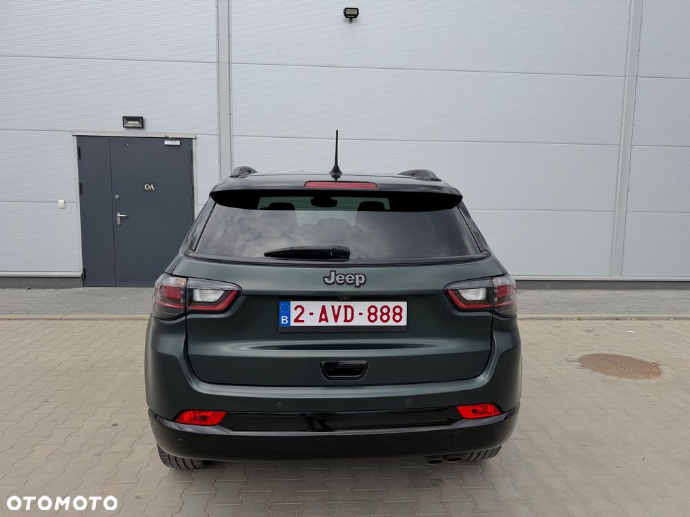 Jeep Compass - 15