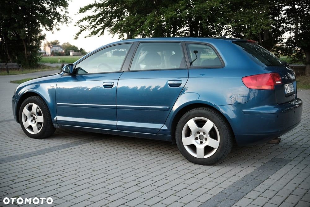Audi A3 Sportback - 6