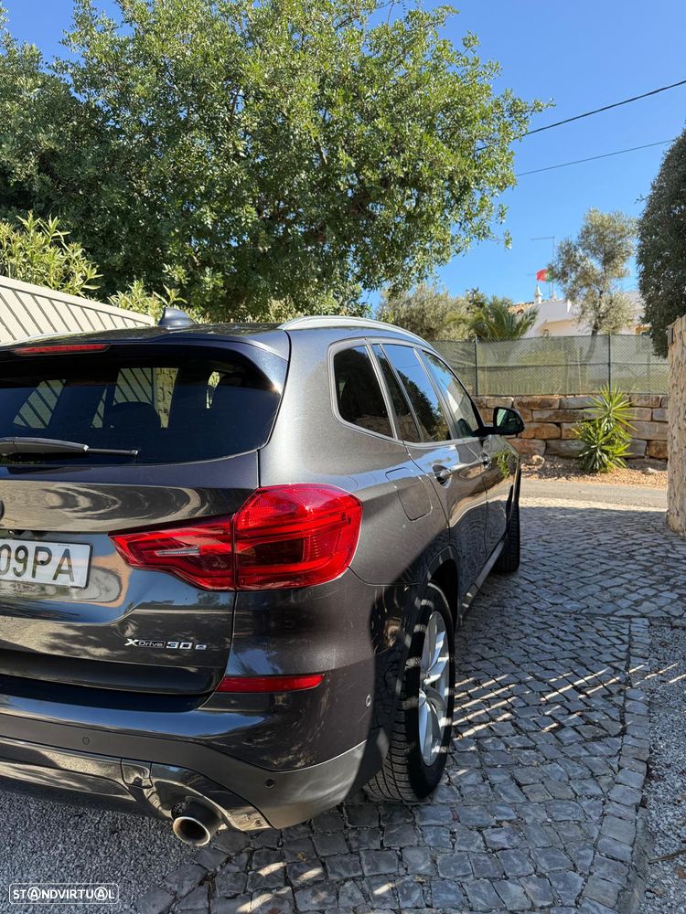 BMW X3 30 e xDrive Line Luxury - 10