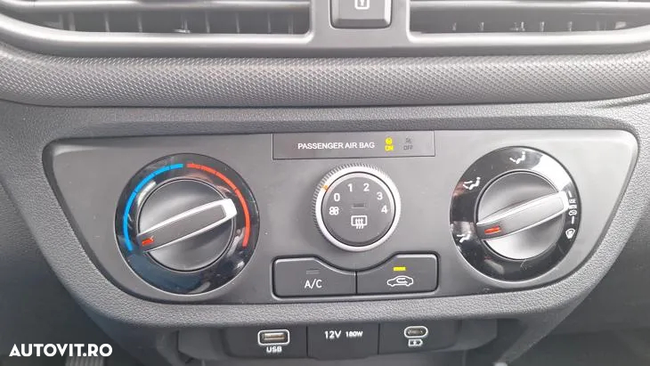Hyundai i10 - 23