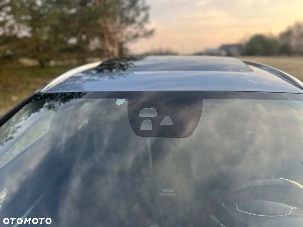 Volvo V60 D6 AWD Plug-in Hybrid Summum - 19