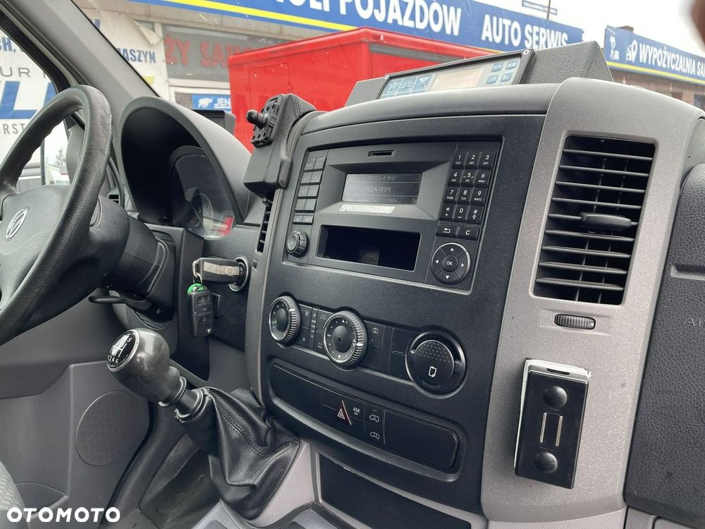 Volkswagen Crafter - 14