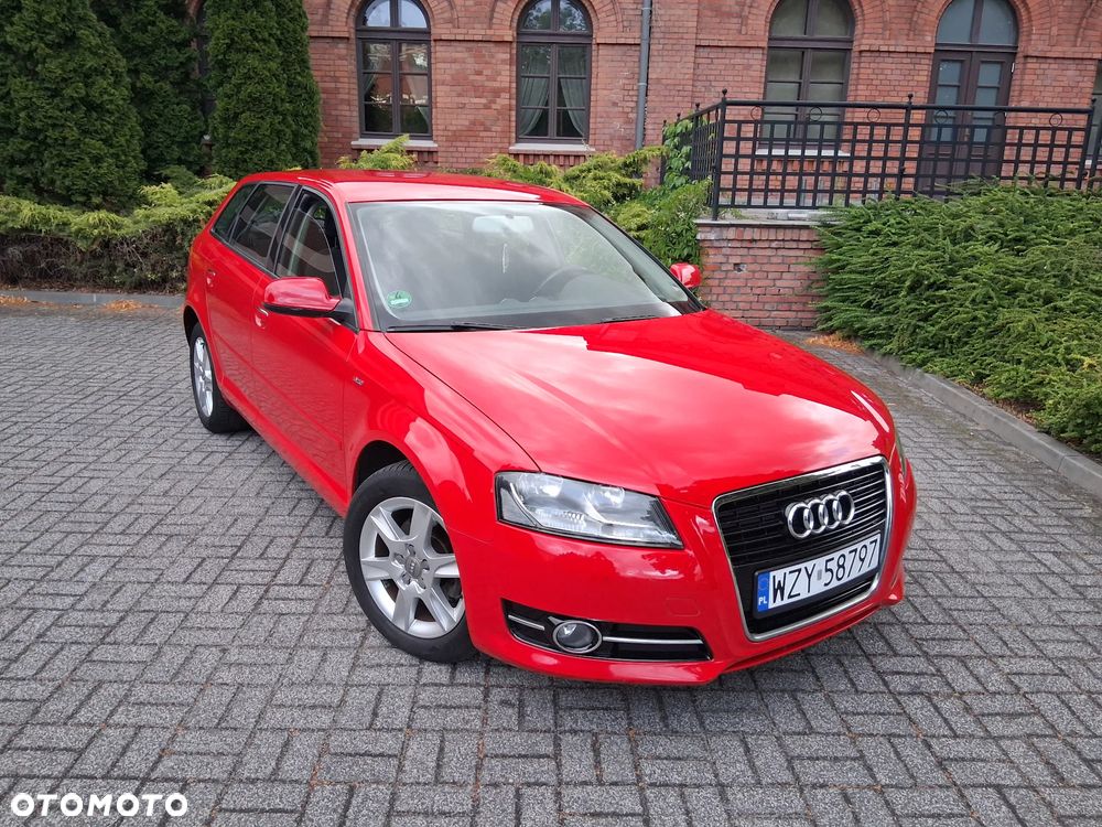 Audi A3 Sportback 1.6 Attraction - 12