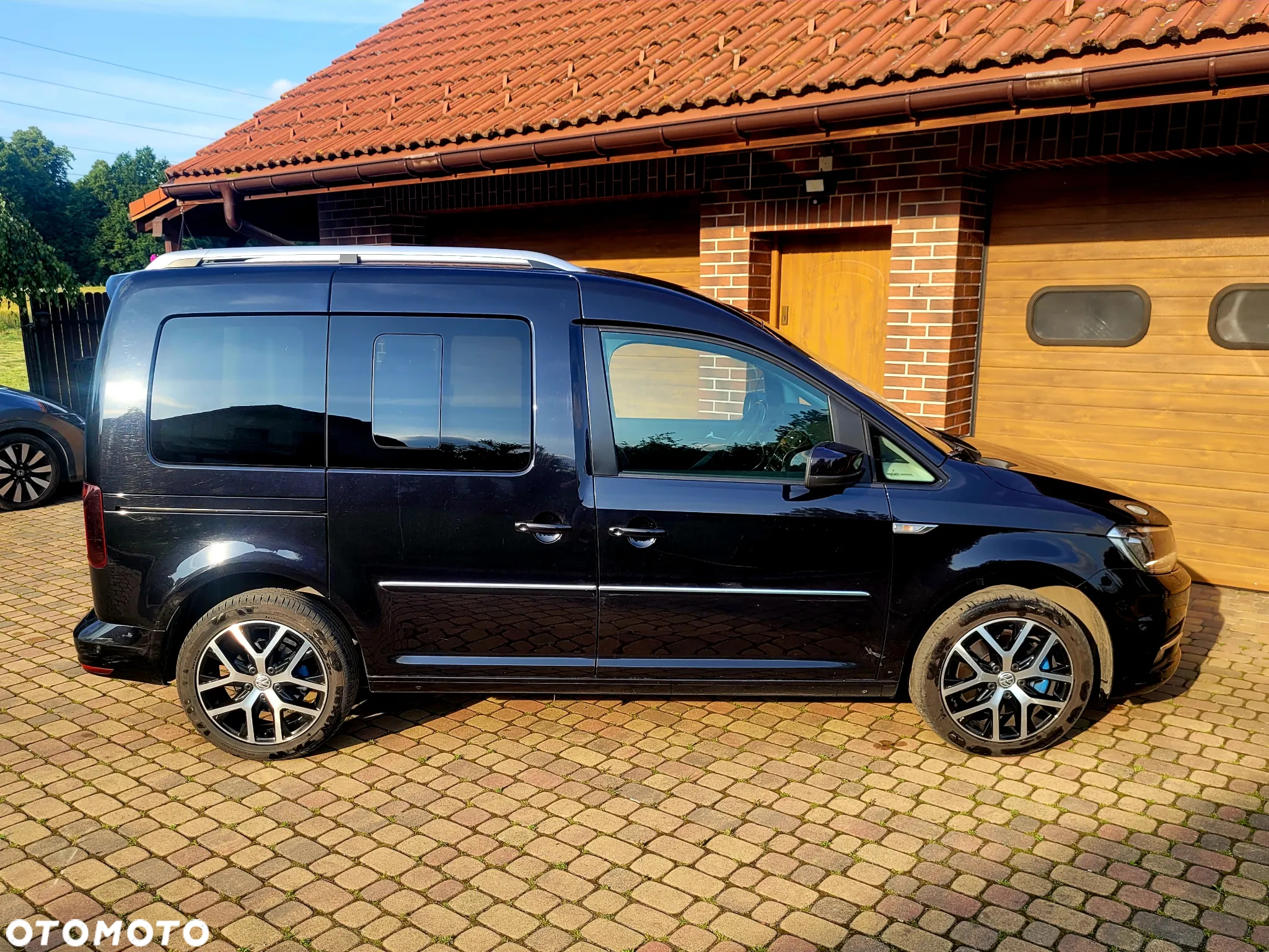 Volkswagen Caddy 2.0 TDI Highline DSG - 10