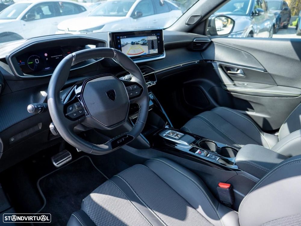Peugeot e-2008 54 kWh GT - 22