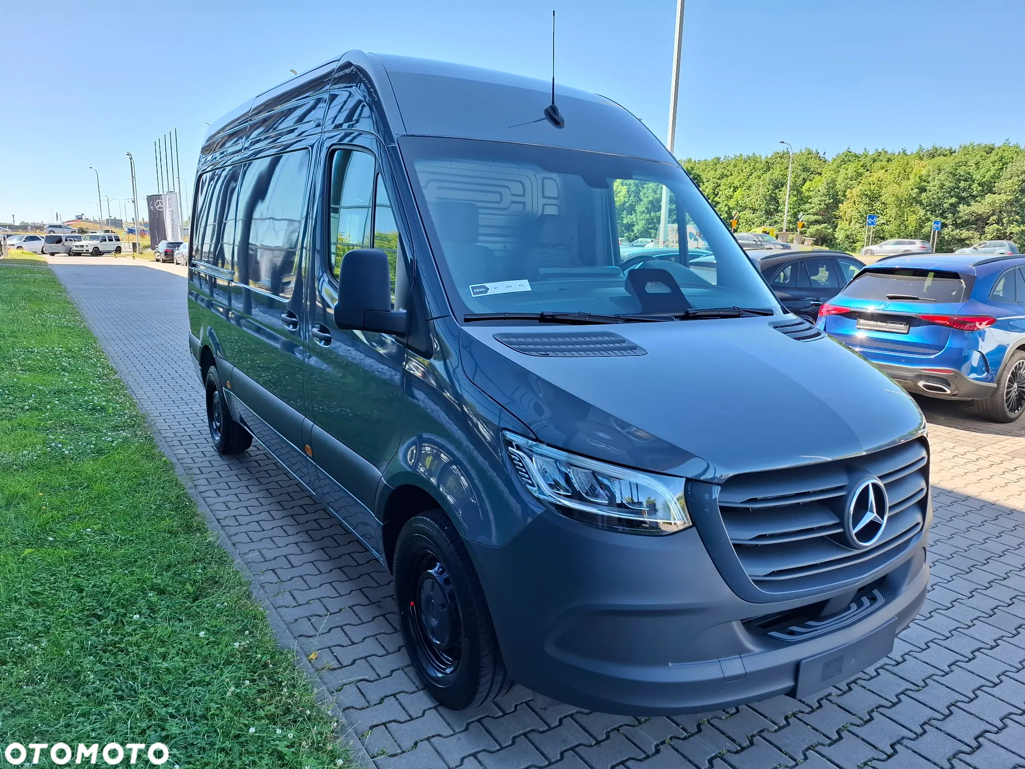 Mercedes-Benz Sprinter 317 CDI Furgon PRO 3665 mm L2H2 - 10