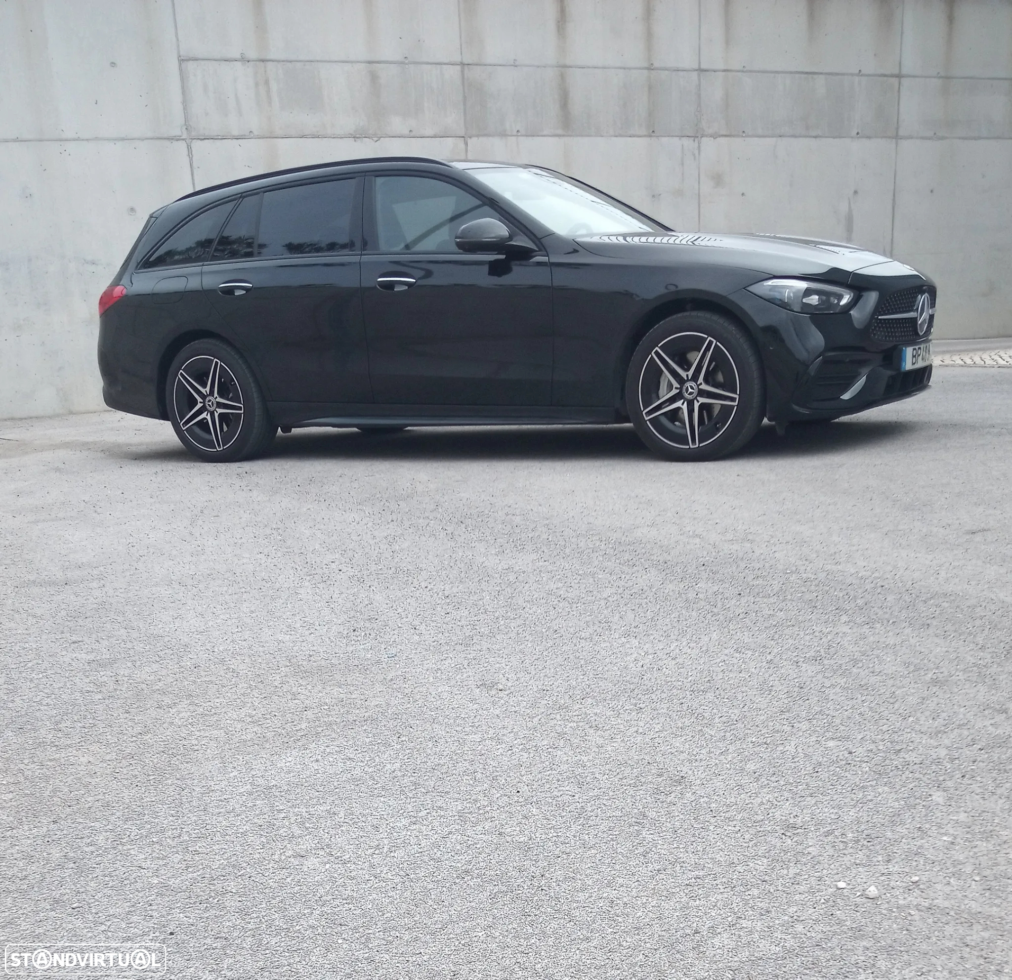 Mercedes-Benz C 300 de AMG Line - 16