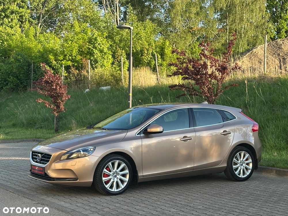 Volvo V40 D4 Inscription - 4
