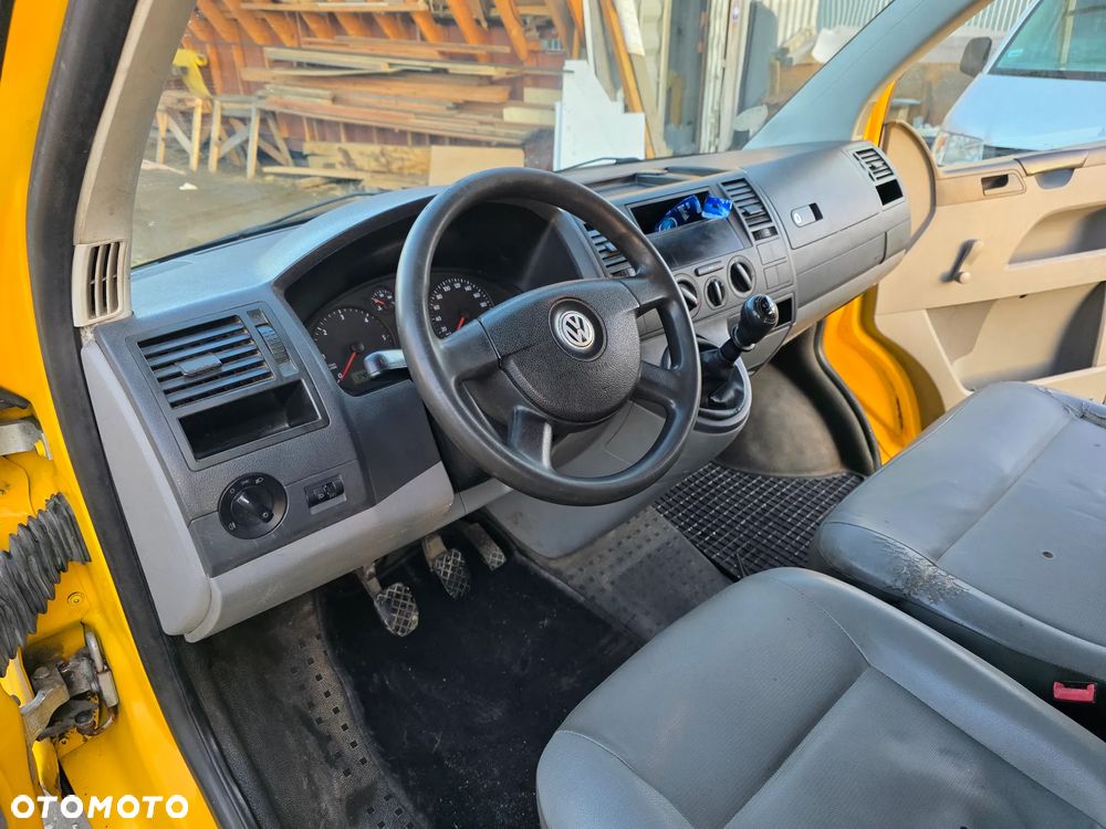 Volkswagen Transporter - 14