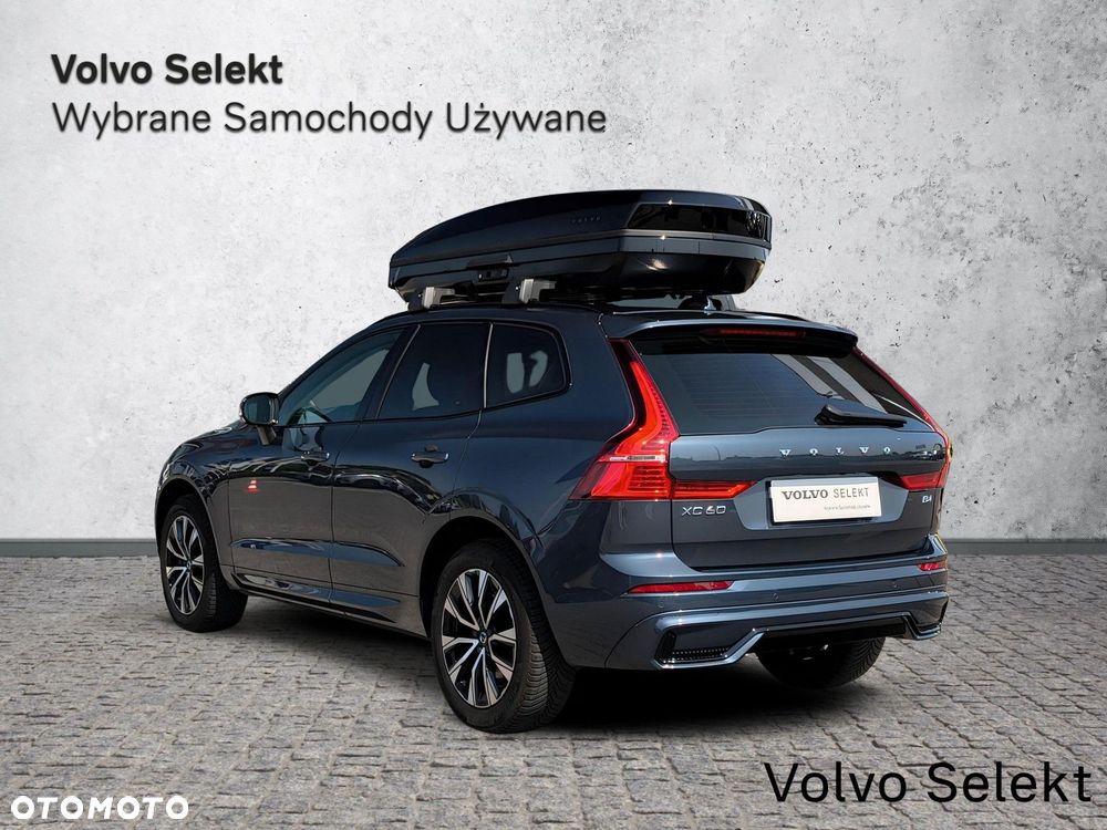Volvo XC 60 B4 D Plus Dark - 9