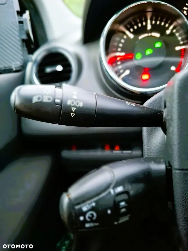 Peugeot 5008 2.0 HDi Family 7os - 21