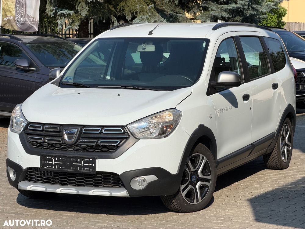 Dacia Lodgy TCe 130 GPF Stepway - 2