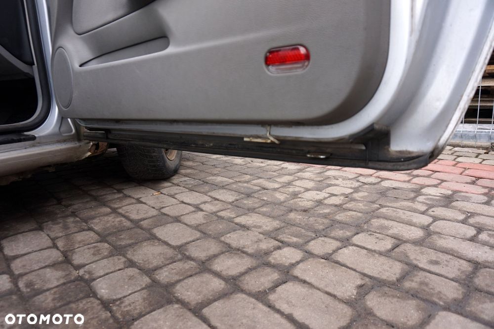 DRZWI PRZEDNIE PRAWE GOLF IV 3D HB LA7W  SREBRNY VOLKSWAGEN 1997-2006 - 11