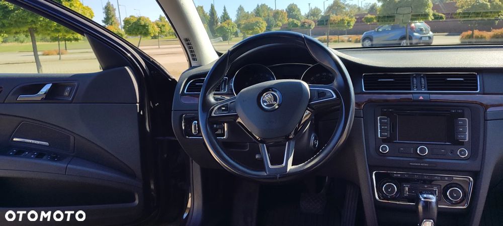 Skoda Superb 2.0 TDI 4x4 Elegance DSG - 17