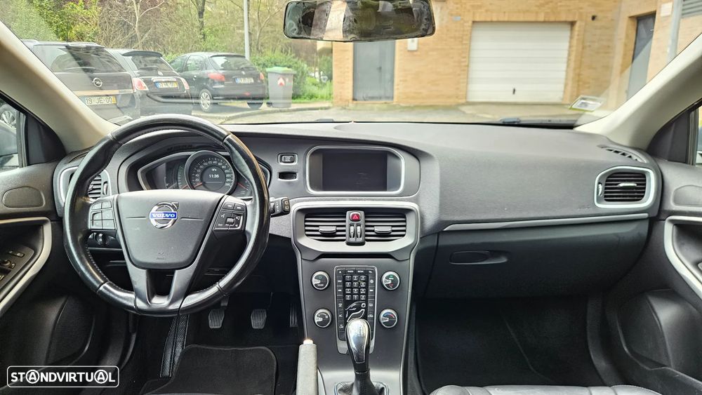 Volvo V40 1.6 D2 Momentum Eco - 13