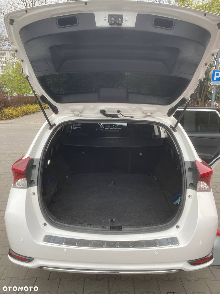 Toyota Auris Hybrid 135 Active - 15