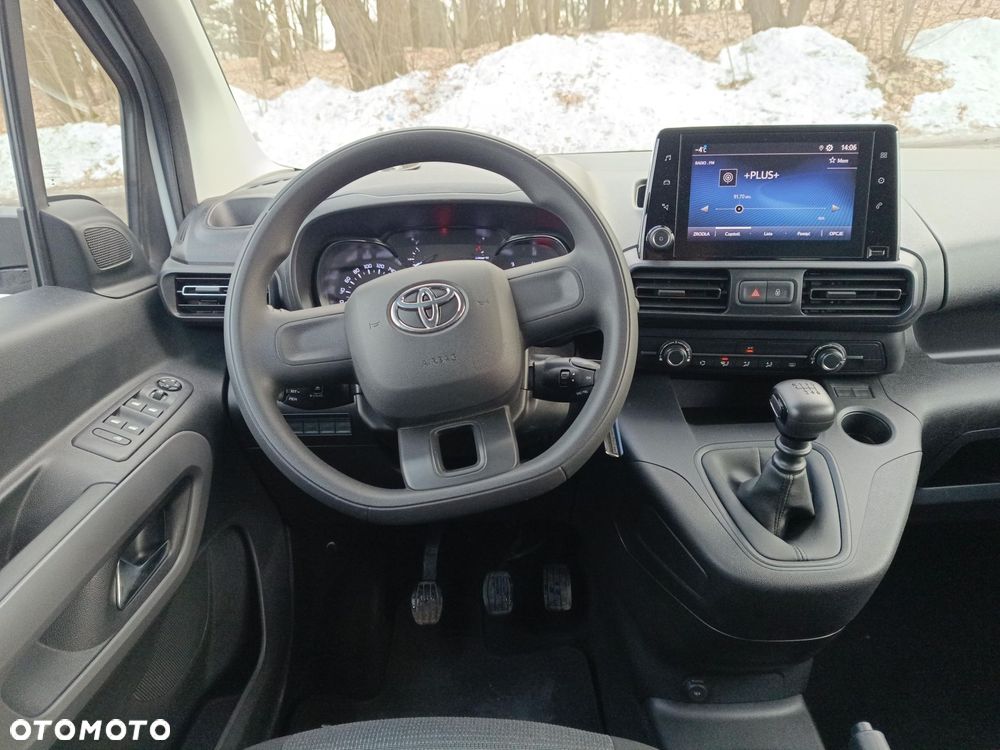 Toyota Proace City Verso 1.5 D-4D Business - 12