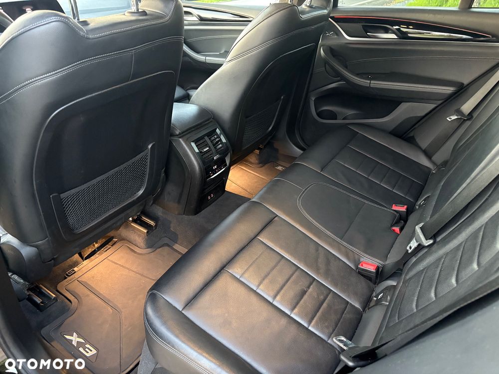 BMW X3 xDrive20d MHEV xLine - 9