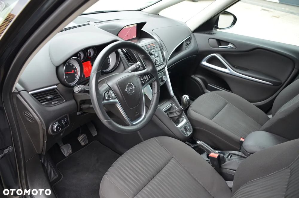 Opel Zafira ver-1-4-t-elite - 22