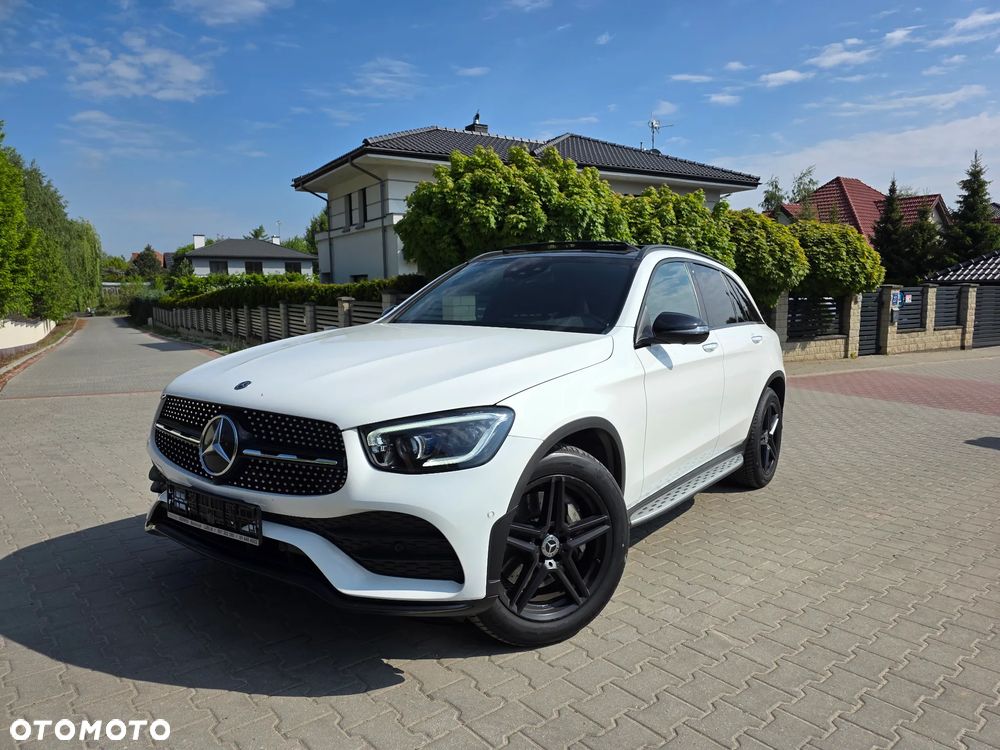 Mercedes-Benz GLC 200 4Matic 9G-TRONIC AMG Line - 34