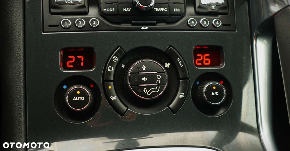 Peugeot 3008 1.6 THP Active - 26