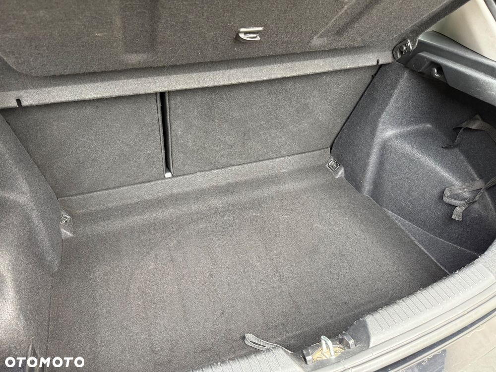 Kia Ceed 1.4 XL - 25