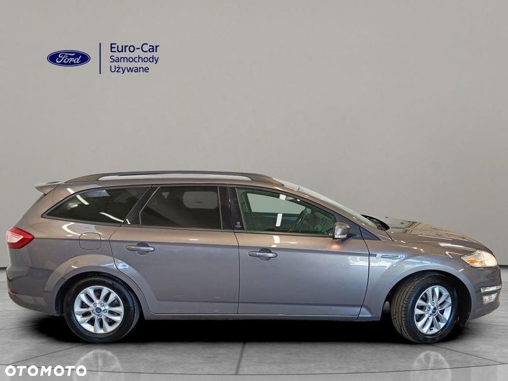 Ford Mondeo - 4