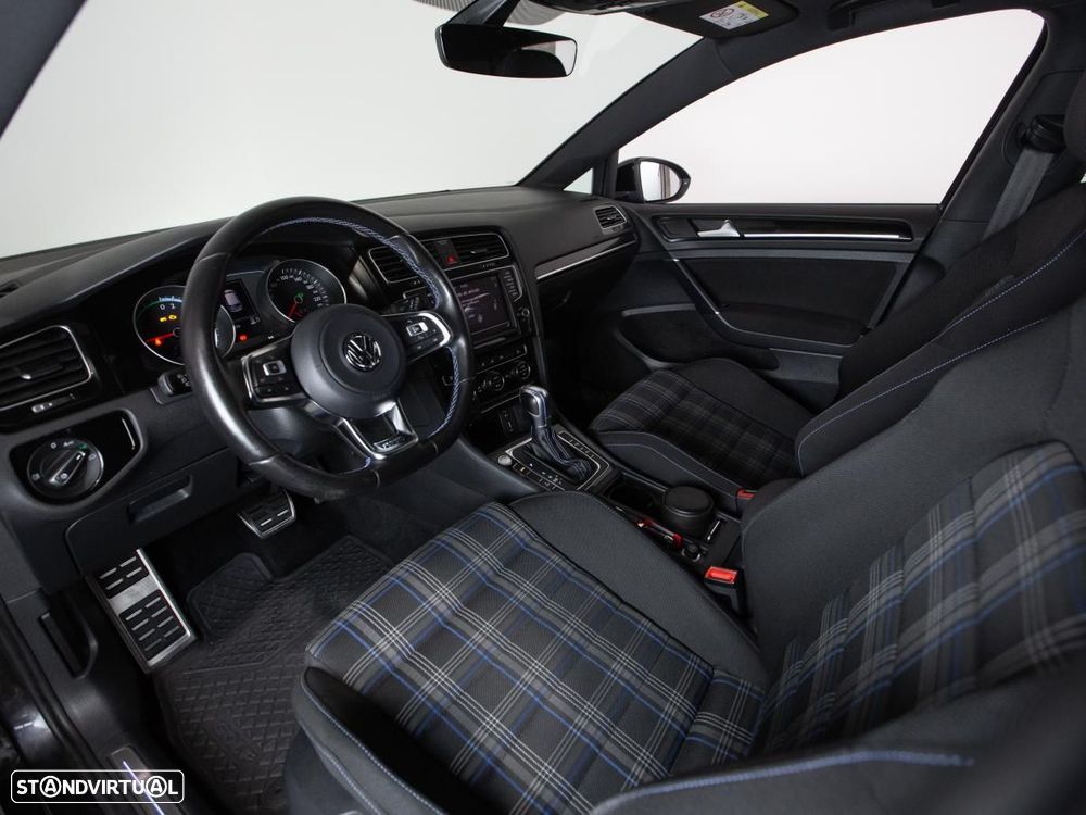 VW Golf 1.4 GTE Plug-in - 7