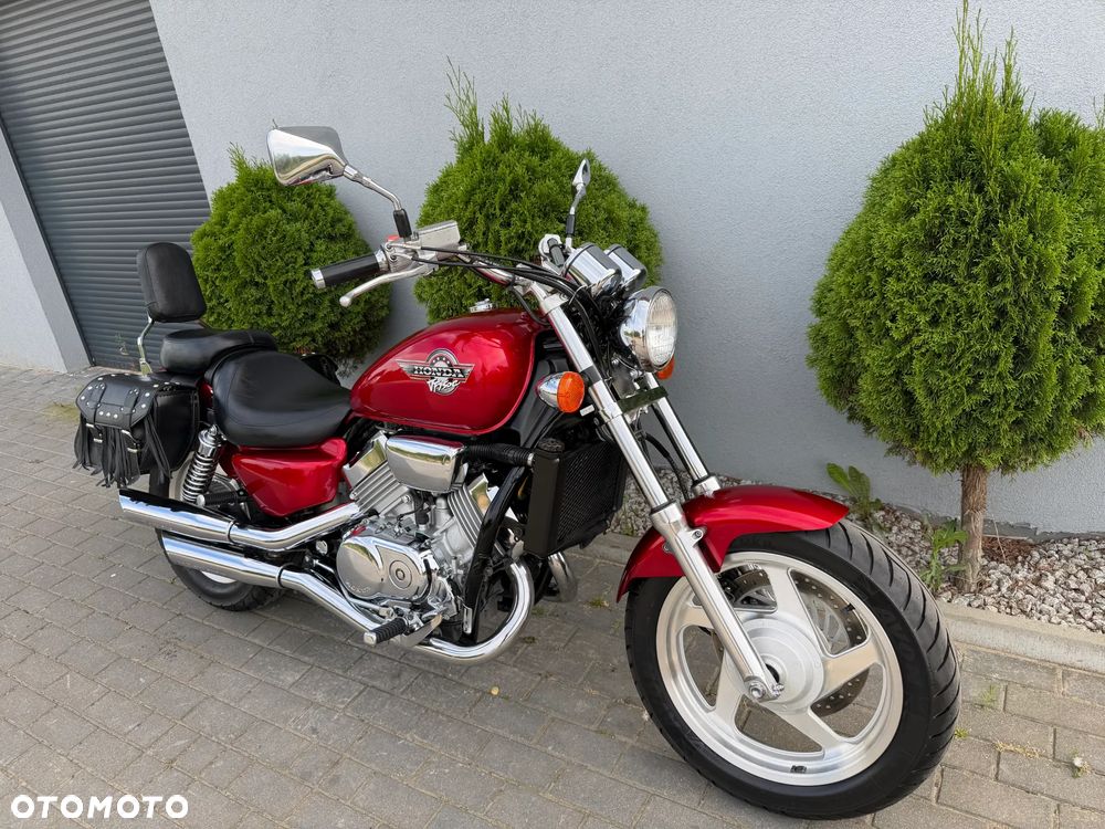 Honda VF - 4