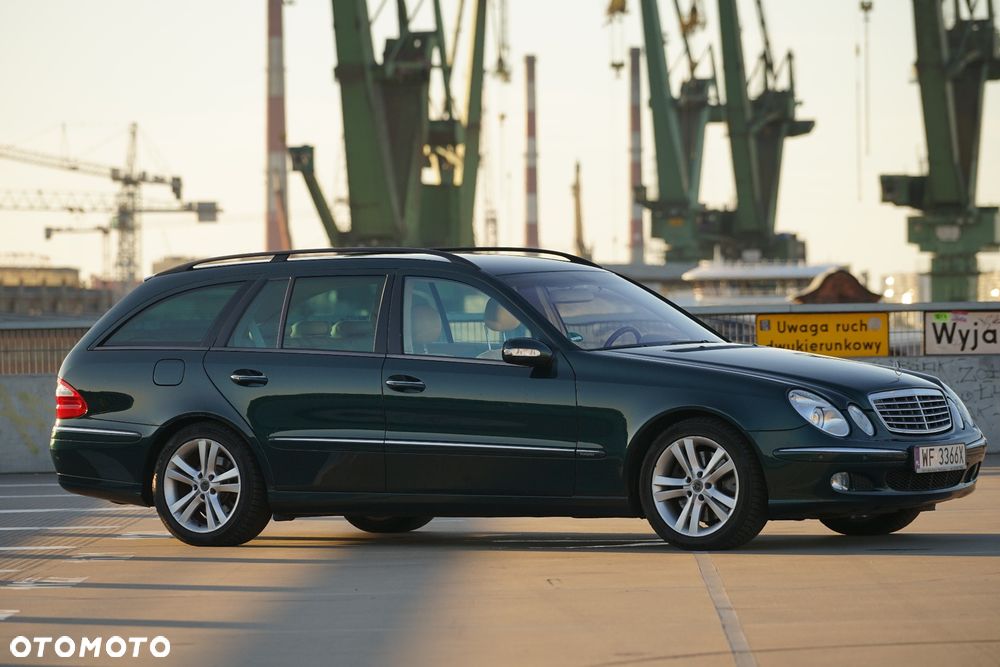 Mercedes-Benz Klasa E 500 4-Matic T Elegance - 4