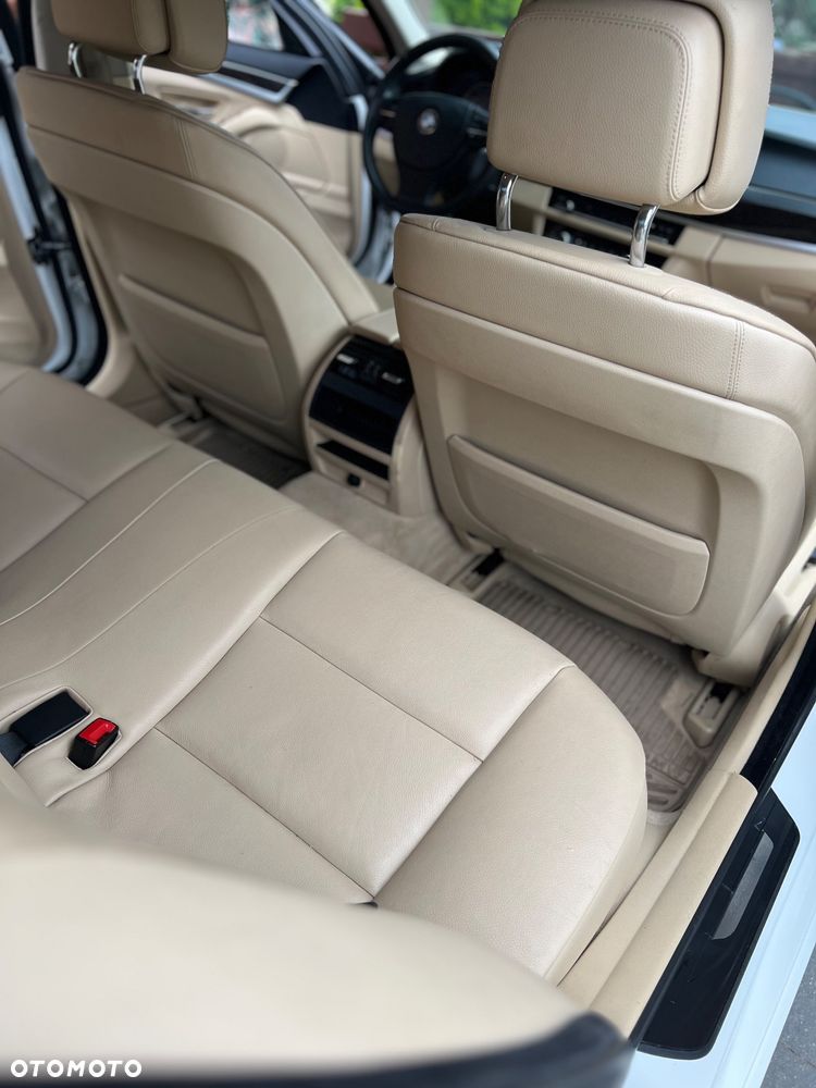 BMW Seria 5 - 26
