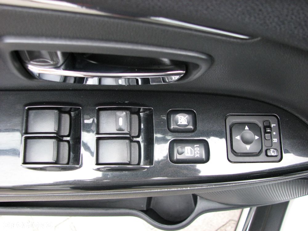 Peugeot 4008 - 28