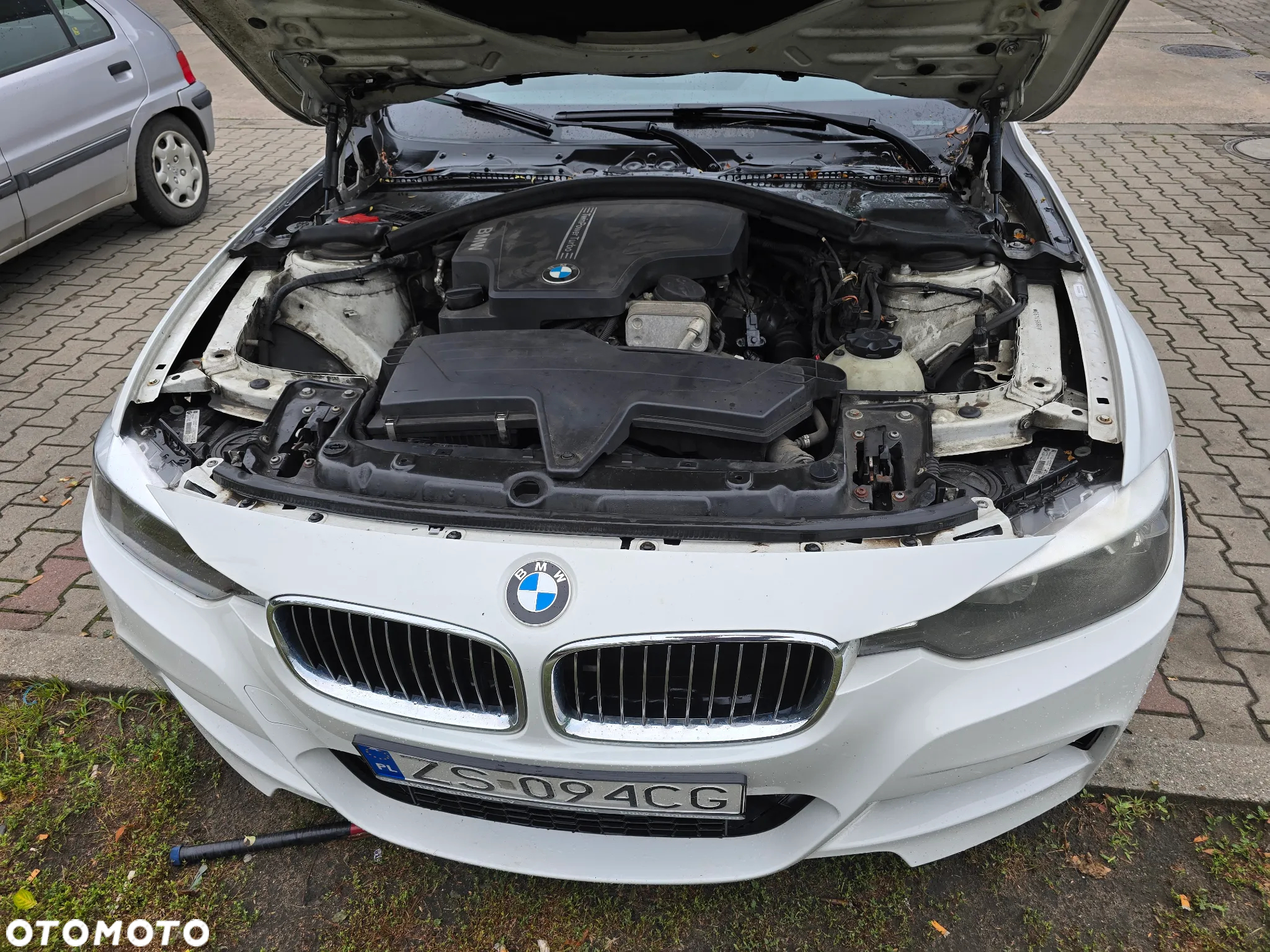 BMW Seria 3 328i xDrive - 22