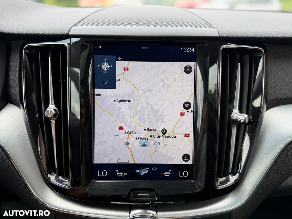 Volvo XC 60 D4 AWD Momentum - 33