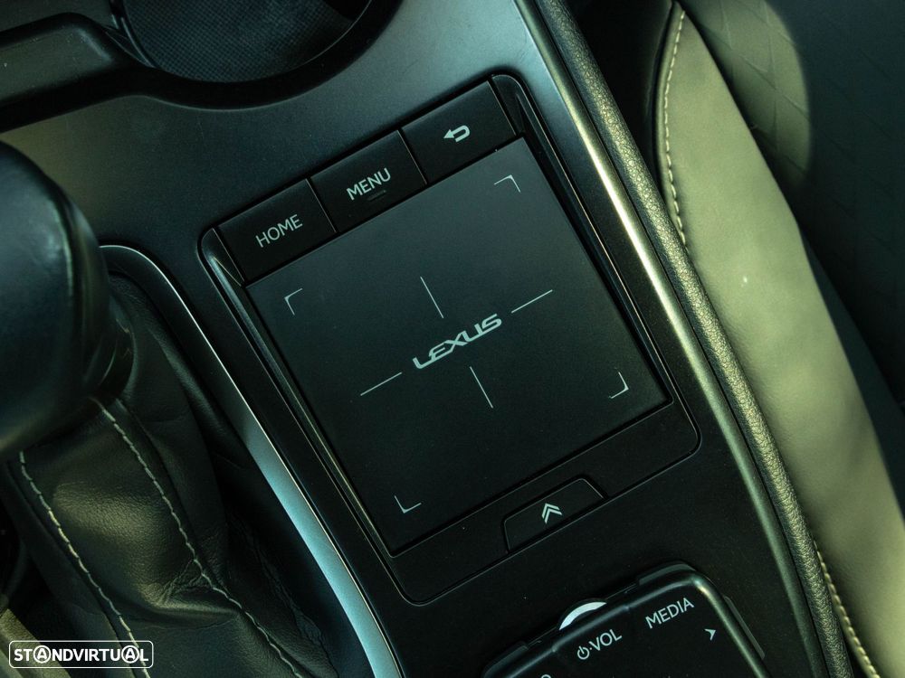 Lexus UX 250h Special Edition (LCA) - 36