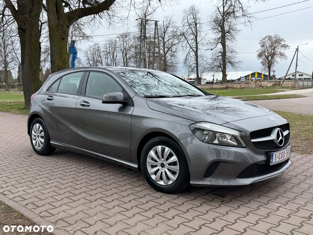 Mercedes-Benz Klasa A 180 d Activity Edition - 4