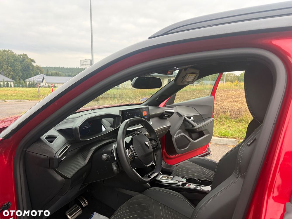 Peugeot 2008 Hybrid 136 e-DSC GT - 7