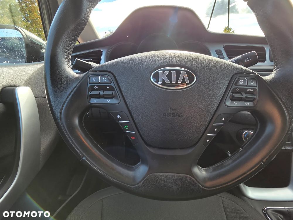 Kia Ceed 1.6 GDI M - 12