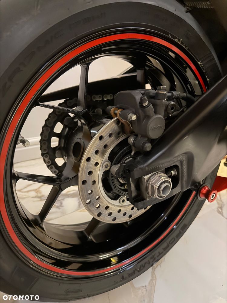 Honda CBR - 6