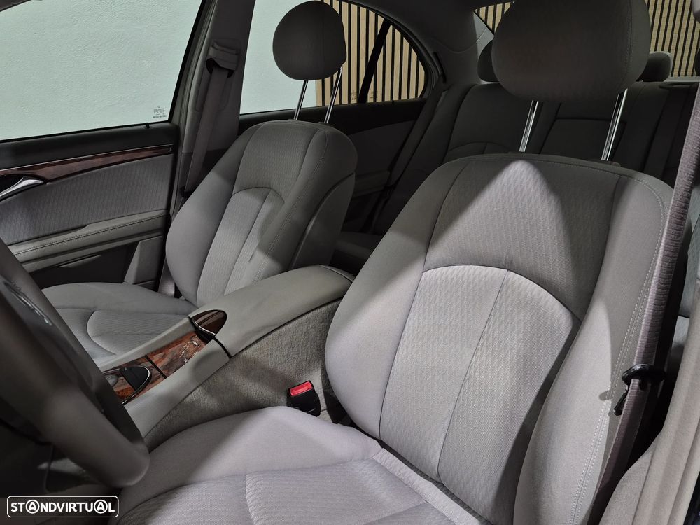 Mercedes-Benz E 220 CDI Auto Elegance - 10